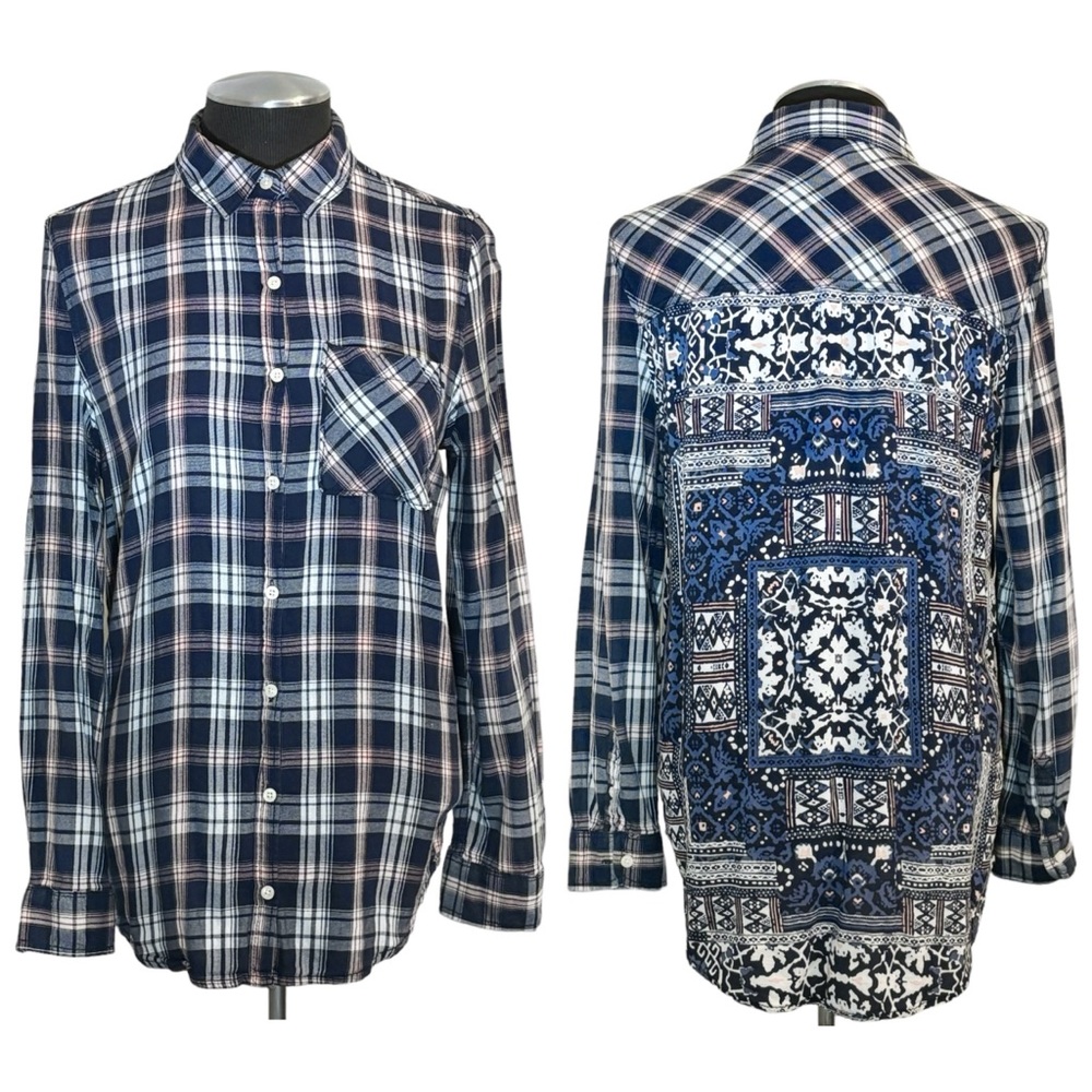 Aeropostale – Long Sleeve Collared Mixed Print Button Down Shirt – Small